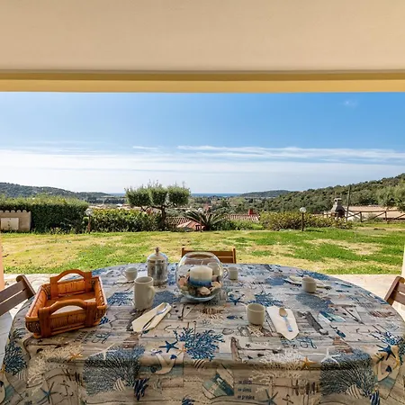 Casa Panoramica A Chia 多穆斯-德玛丽亚