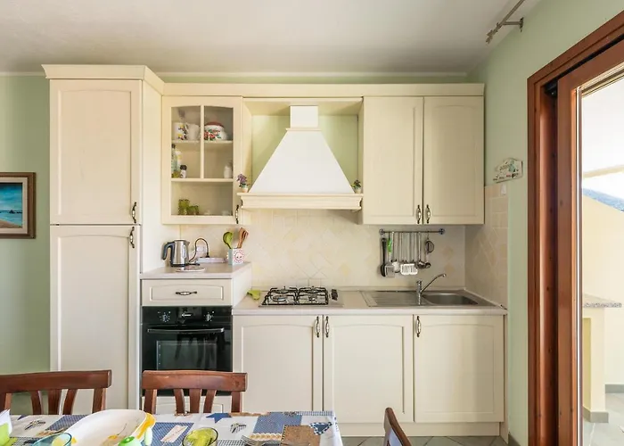 Casa Panoramica A Chia * Domus De Maria